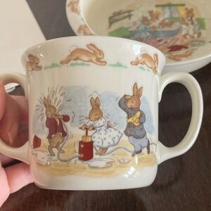 Bunnykins Royal Doulton Mug Contemporary